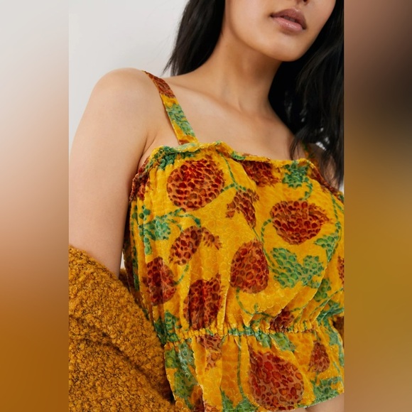 NWOT Anthropologie Felipa Cropped Velvet Top - Picture 3 of 7